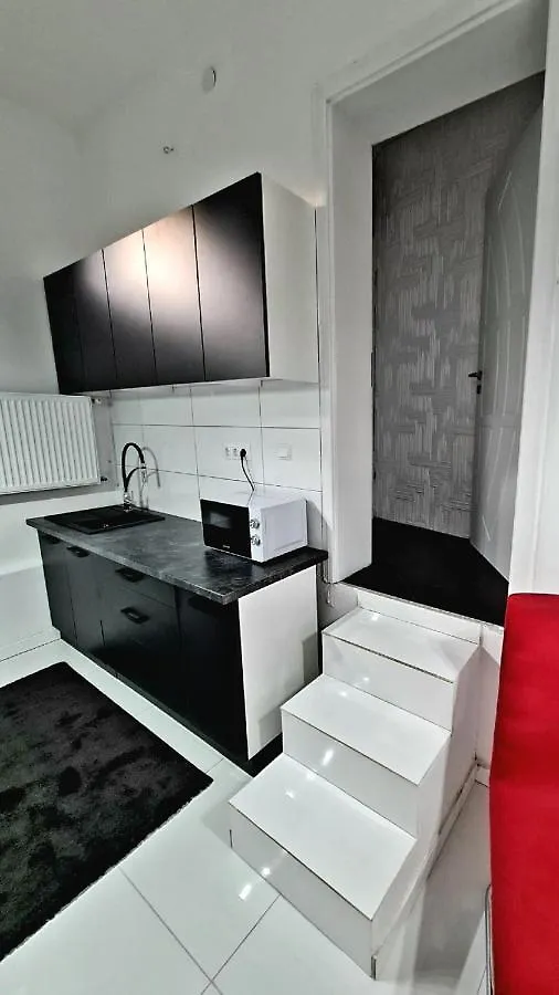 Airport Luxury Apartman 42 Hotel Vecses